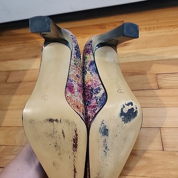 ￼ Women’s Made In Spain Shoes By Proxy/size 8 medium/Pump Style Floral - Picture 7 of 9
